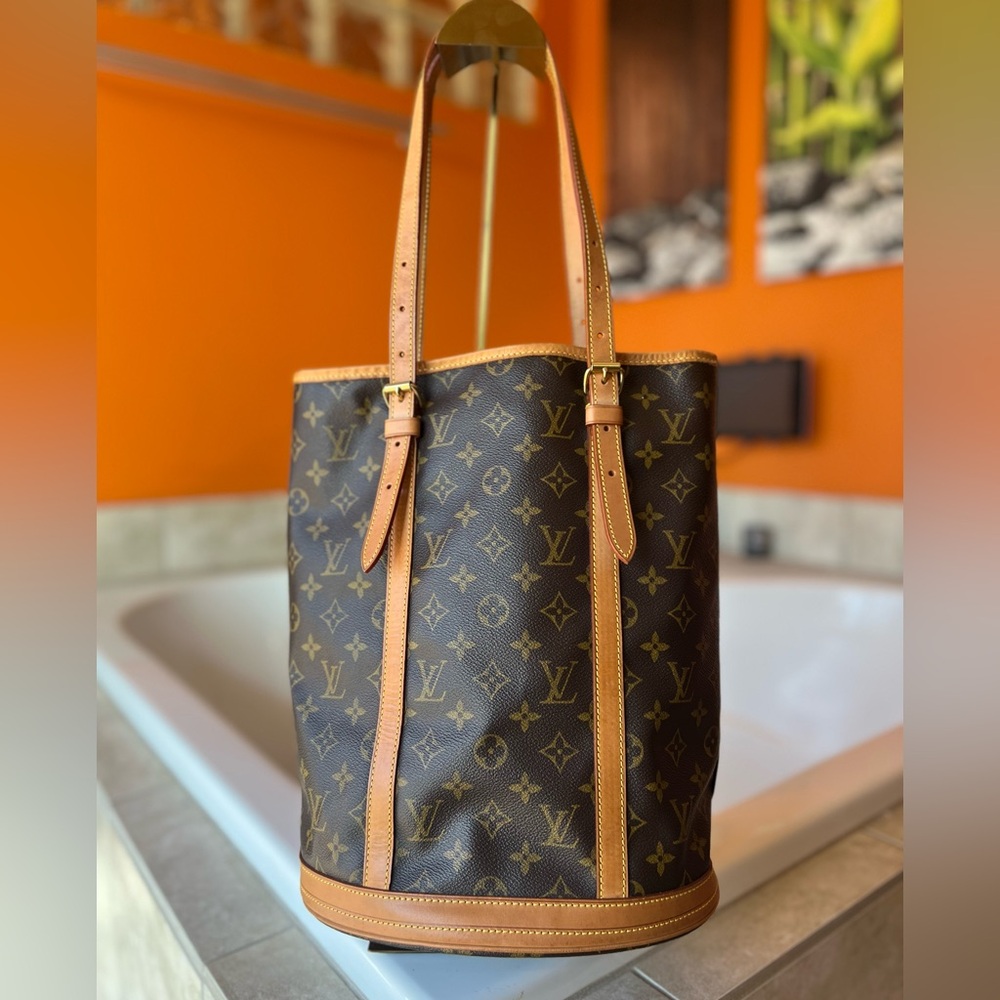 ‼️sold‼️Louis Vuitton Monogram GM Bucket